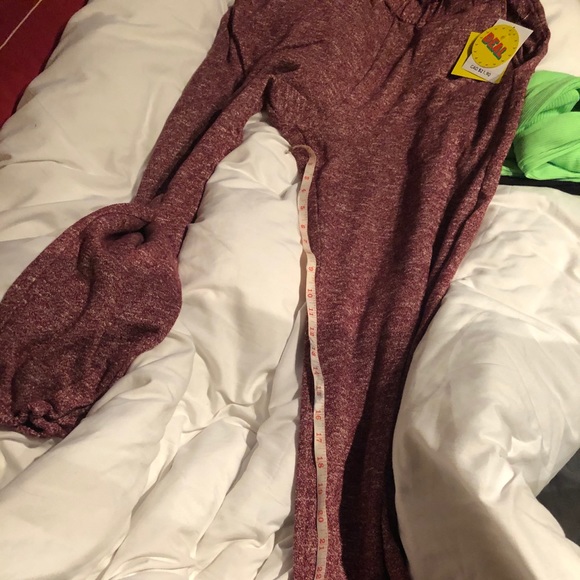 TWO SWEATPANTS FROM THE HOLIDAY COLLECTION - Picture 7 of 8